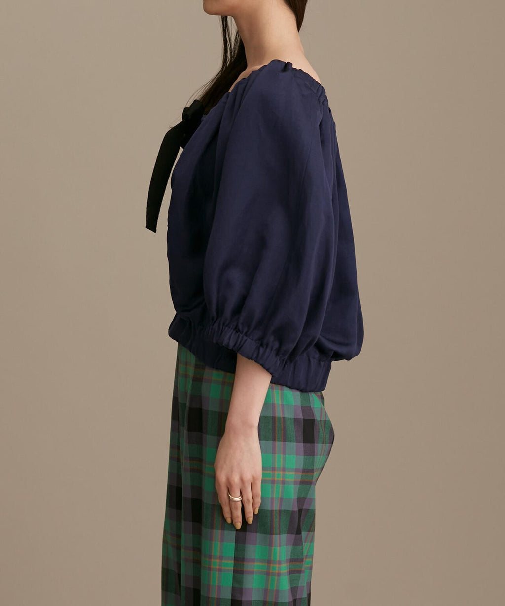 サテンギャザーブルゾン 五分袖