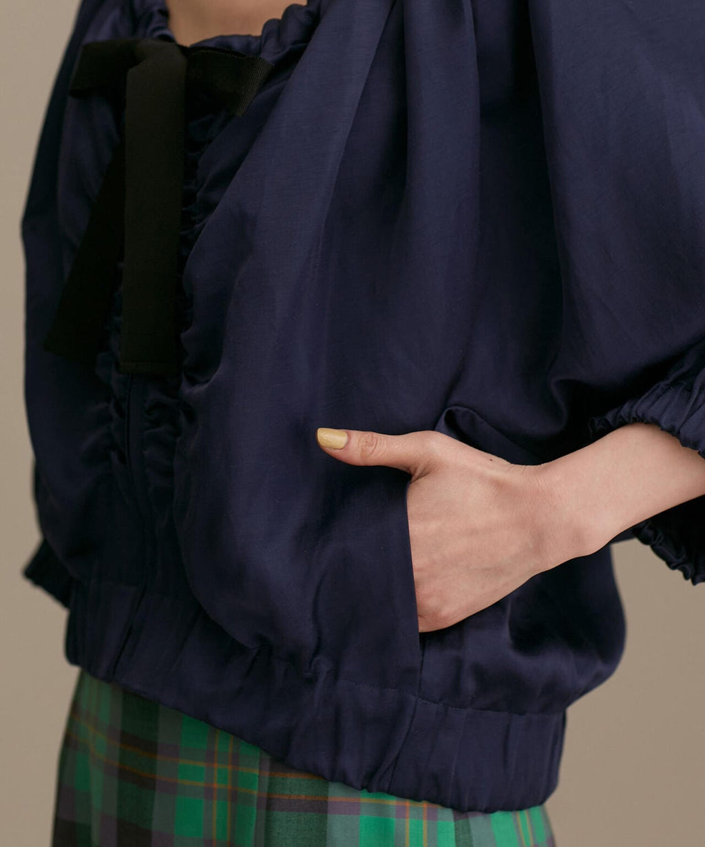 サテンギャザーブルゾン 五分袖