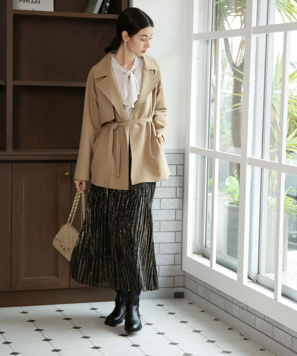 ベルテッドドビーミドルコート