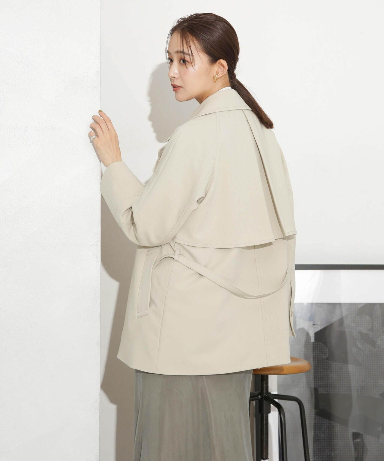 ベルテッドドビーミドルコート