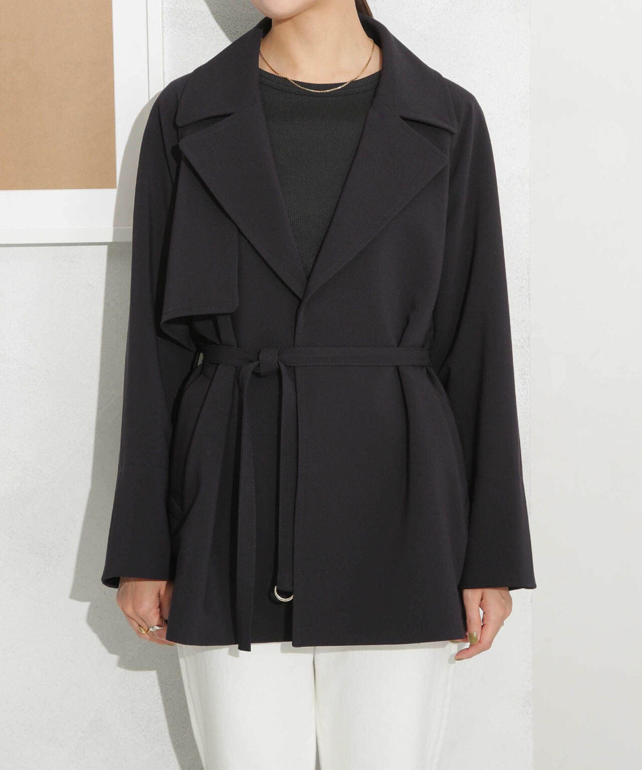 ベルテッドドビーミドルコート