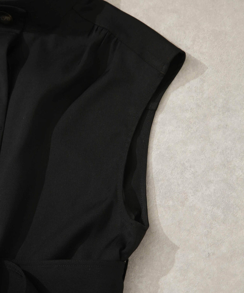 ベルト付きスタンドベスト