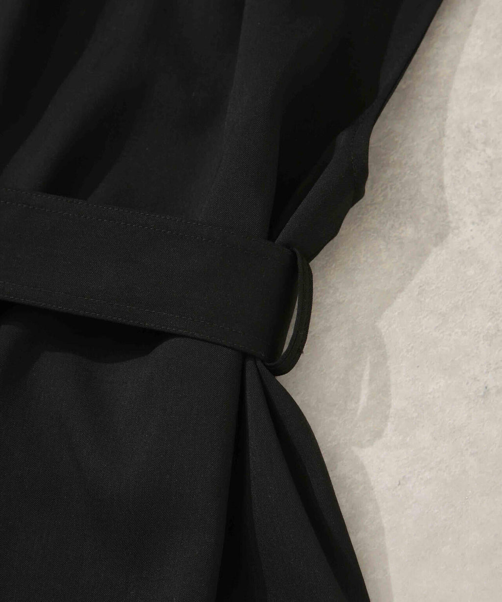 ベルト付きスタンドベスト