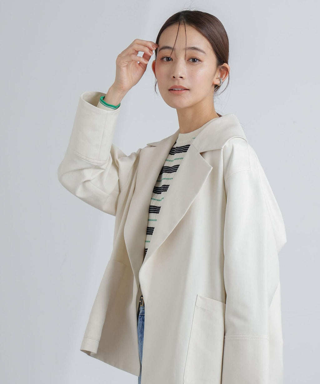 ミドル丈ビッグラペルコート
