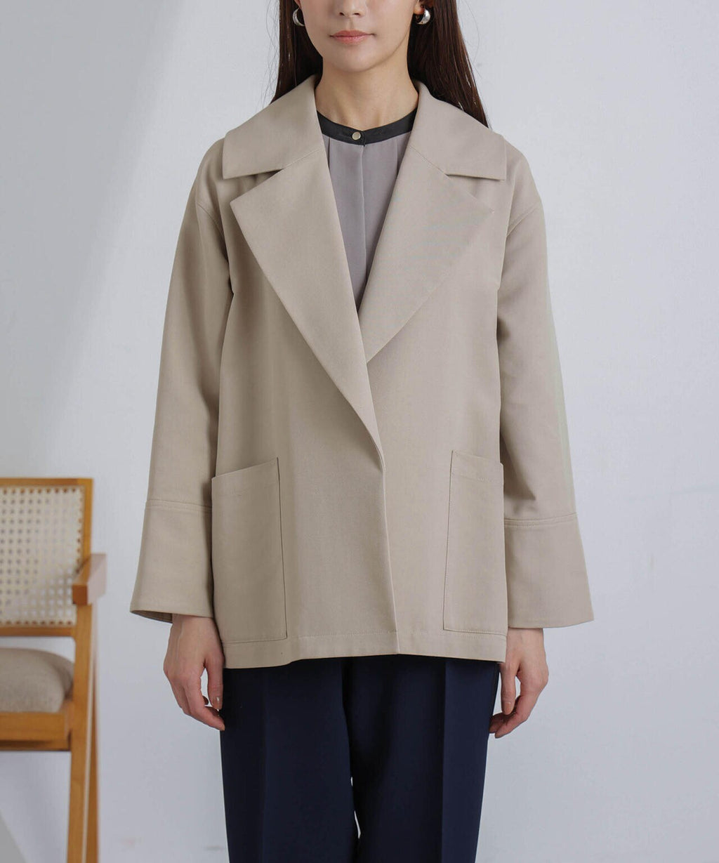 ミドル丈ビッグラペルコート