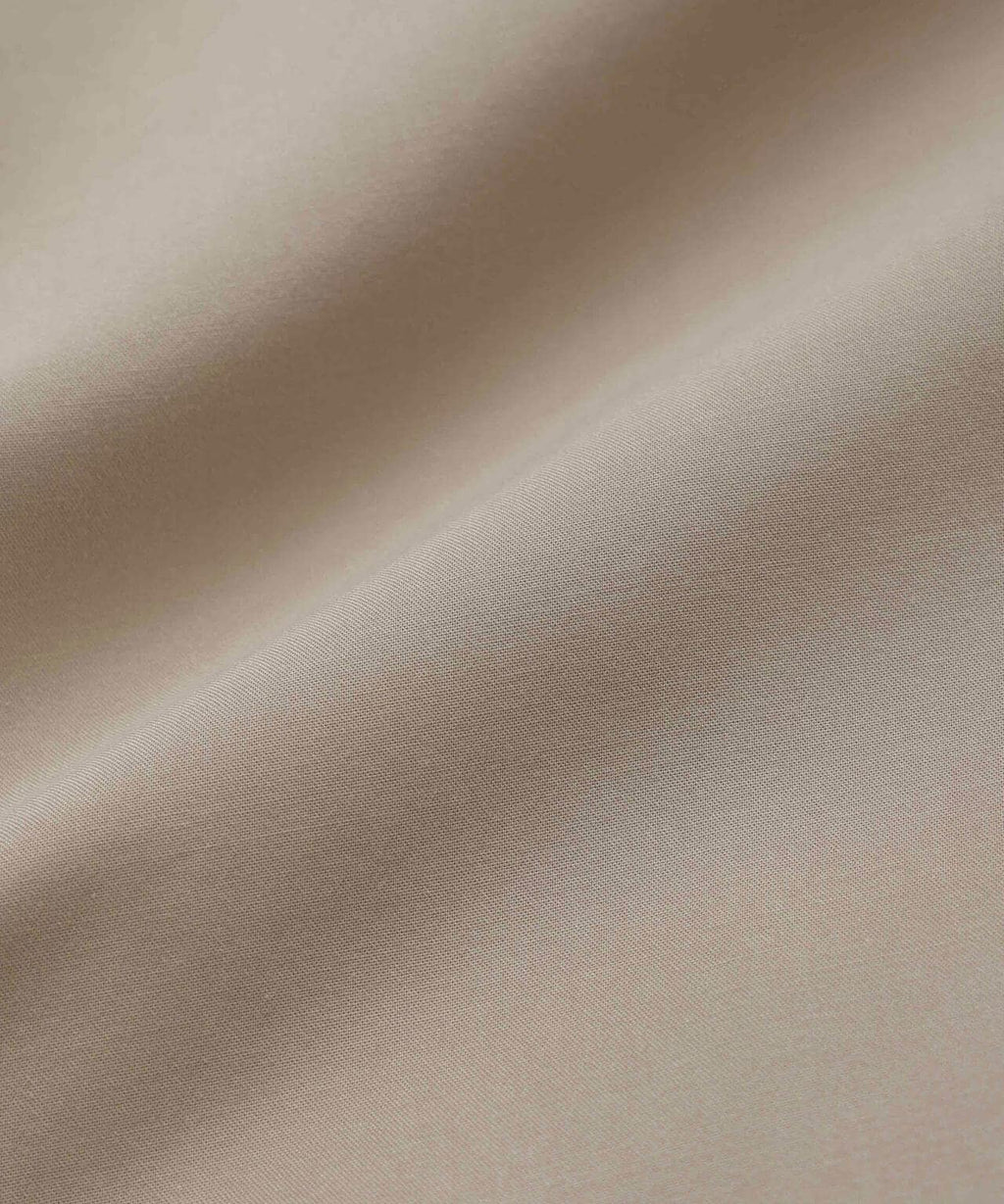 ミドル丈ビッグラペルコート