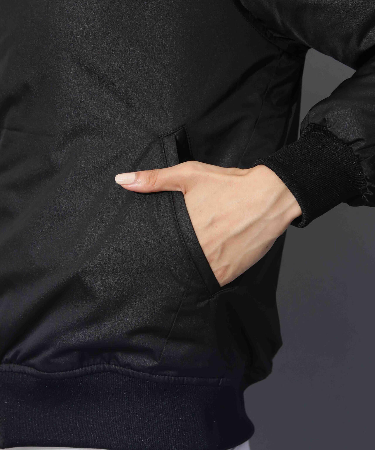 ナイロンサテンスタジャン