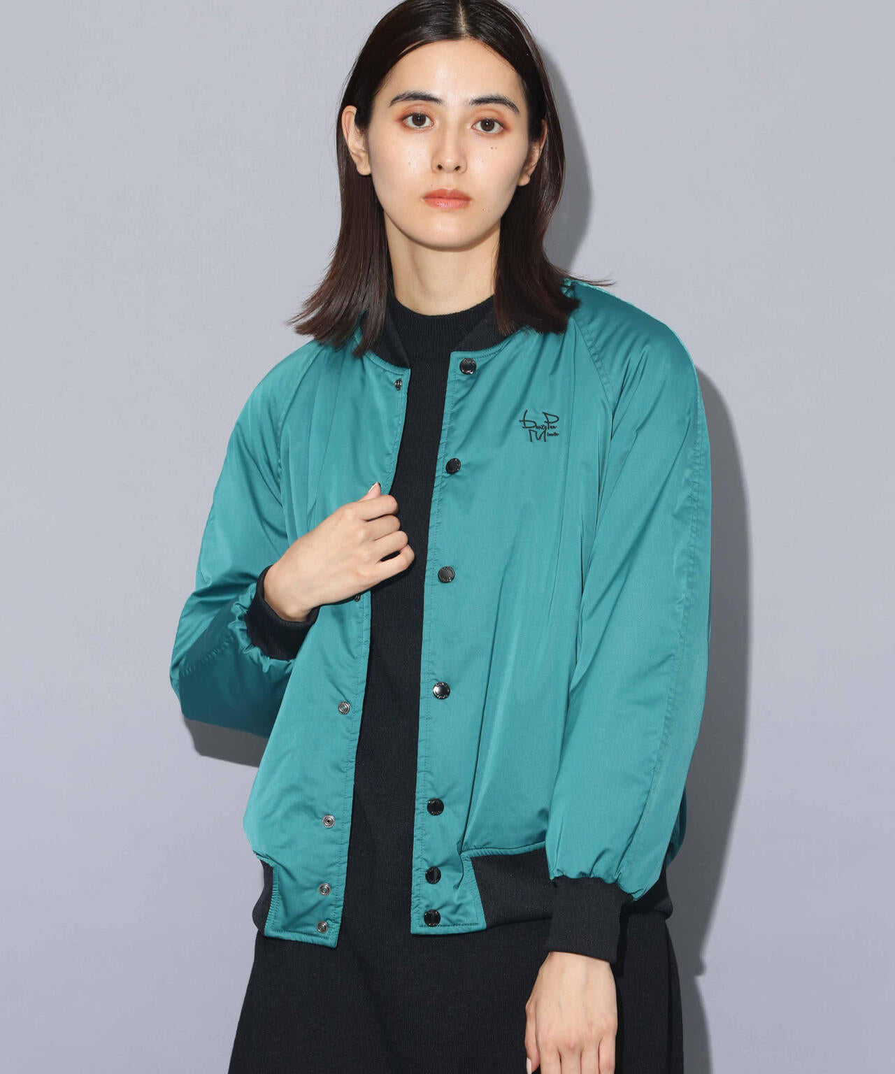 ナイロンサテンスタジャン