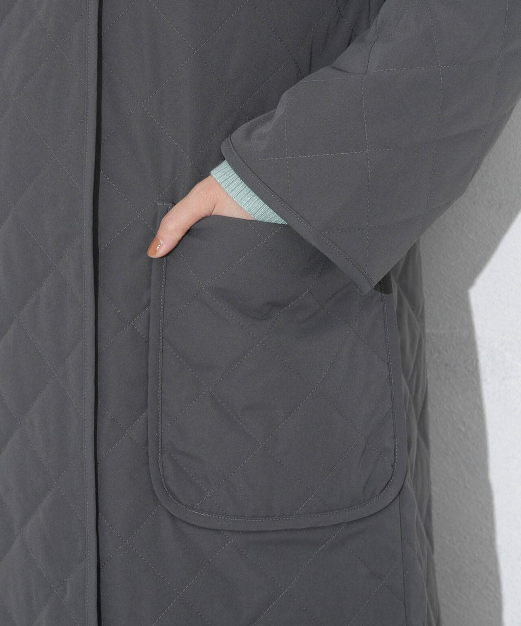 撥水加工?機能中綿　ノーカラーキルティングロングコート