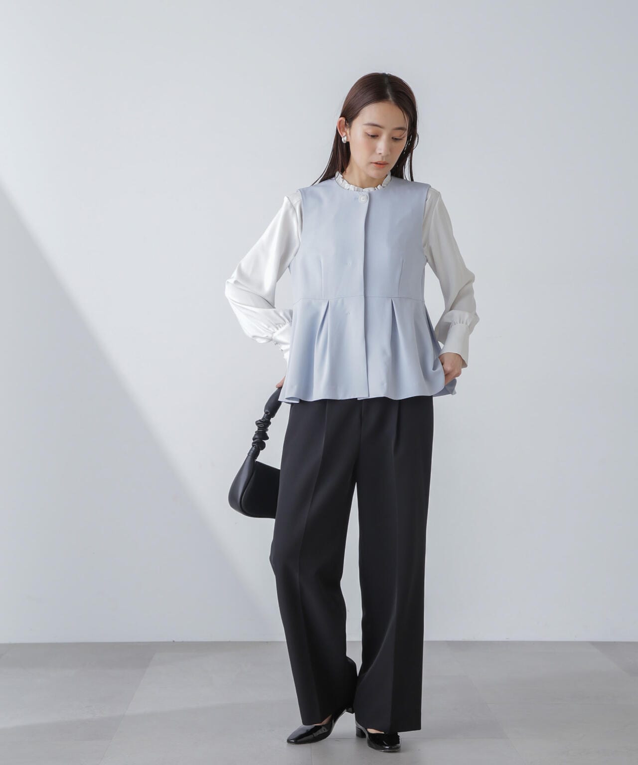 多機能素材ペプラムジレ(セットアップ可）